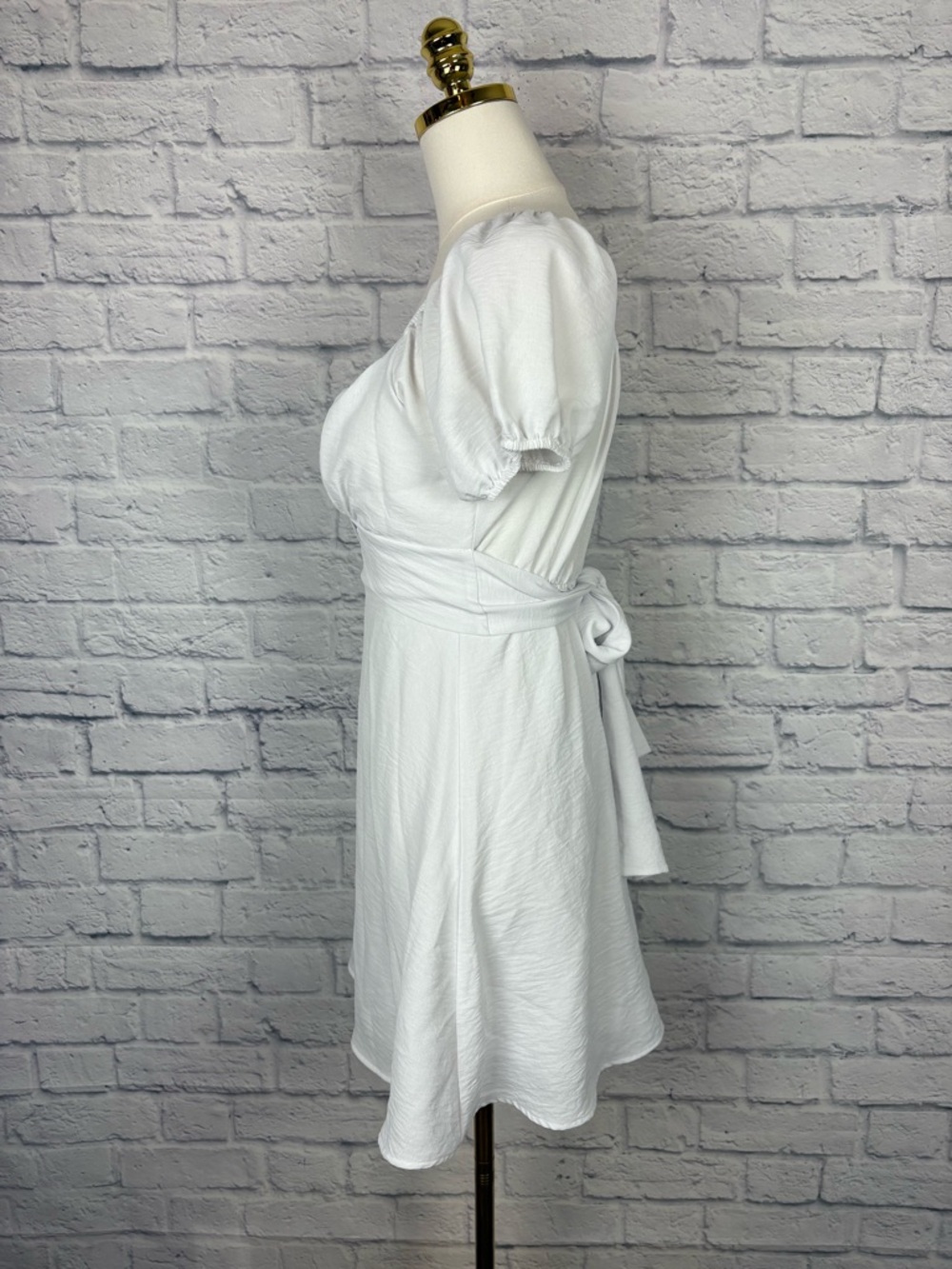 Altar’d State off white puff sleeve dress size S - Picture 5 of 8